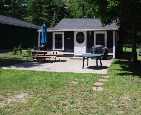 2195 Henry, West Branch, MI 48661