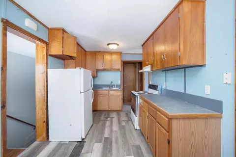 Entry Way - 7424 Third, Beulah, MI 49617 photo 1 of 1