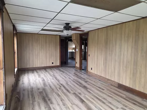 301 E Main, Hale, MI 48739 photo 11