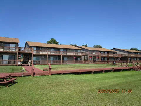 4340 N Us-23 #607 UPPER, Oscoda, MI 48750