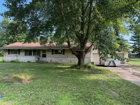 9575 E Broomfield, Mount Pleasant, MI 48858