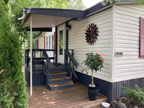 706 Golfview, Elk Rapids, MI 49629