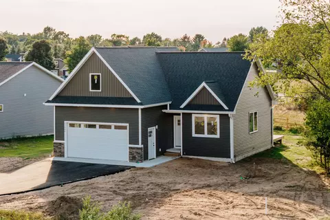 11506 S S Cres #49 : 49, Empire, MI 49630