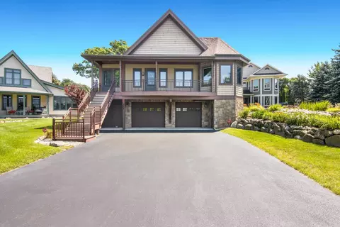 323 Bay Breeze, Elk Rapids, MI 49629