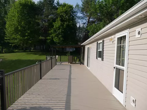 555 White, Gladwin, MI 48624 photo 18