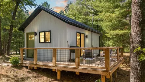 10303 Washington, Saint Helen, MI 48656