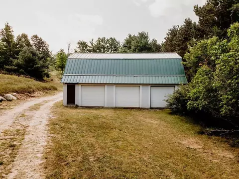 11268 Watson, Williamsburg, MI 49690 photo 2