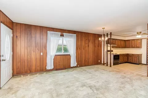 517 E Main, Carson City, MI 48811 photo 7