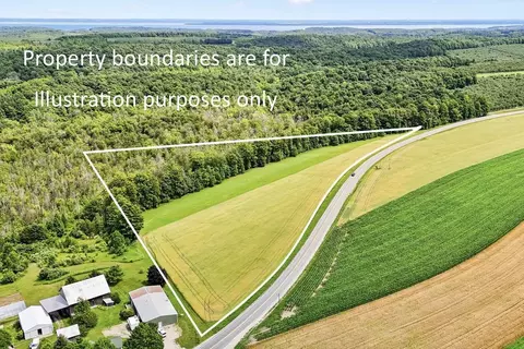 00 Setterbo, Suttons Bay, MI 49653