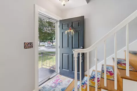 Entry Way - 210 Westview, Alma, MI 48801 photo 1 of 4