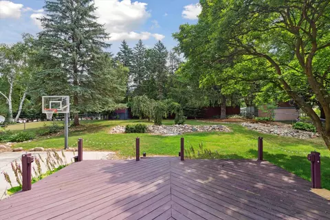 Exterior - 210 Westview, Alma, MI 48801 photo 8 of 11