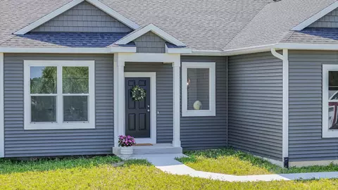 7559 E Mdws #52, Cedar, MI 49621