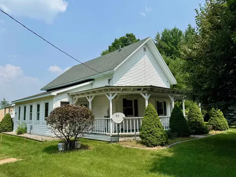 7278 Glovers Lk, Bear Lake, MI 49614