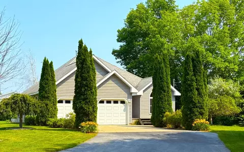 6101 Herkner, Traverse City, MI 49685