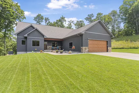 6238 E Gallivan, Cedar, MI 49621