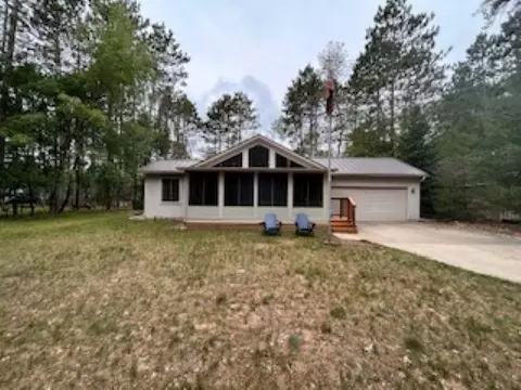 3320 Lake Of The Pnes, Lake, MI 48632