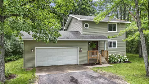 3378 Inwood Cir, Kalkaska, MI 49646