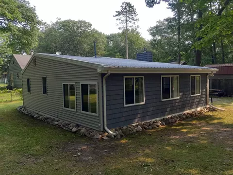 Exterior - 5337 E 11th, Au Gres, MI 48703 photo 3 of 9