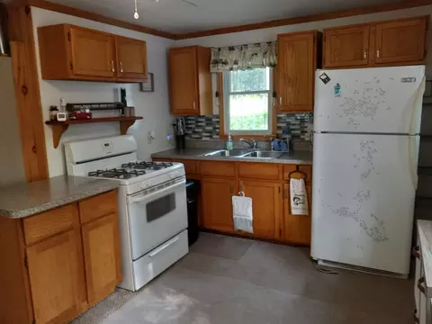 Kitchen - 5337 E 11th, Au Gres, MI 48703 photo 1 of 1