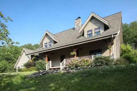 12142 Peninsula, Traverse City, MI 49686
