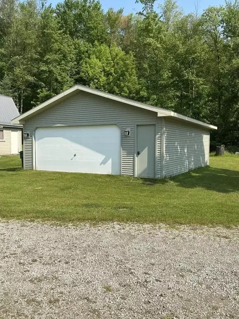 3606 South, Lupton, MI 48635 photo 6