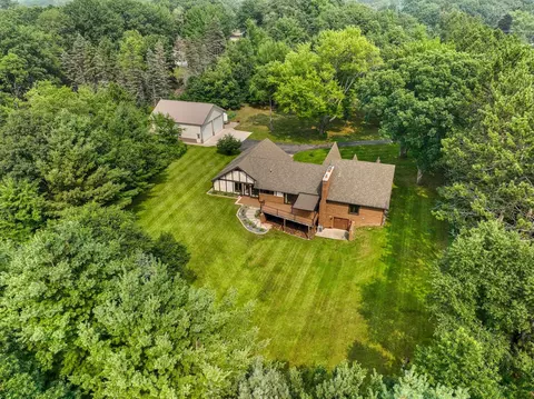 6610 S Crosby, Cadillac, MI 49601