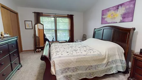 Bedroom - 11167 E Arnold Lk, Gladwin, MI 48624 photo 2 of 6