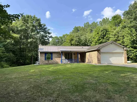 11167 E Arnold Lk, Gladwin, MI 48624