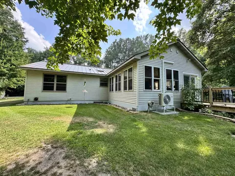Exterior - 11167 E Arnold Lk, Gladwin, MI 48624 photo 5 of 13