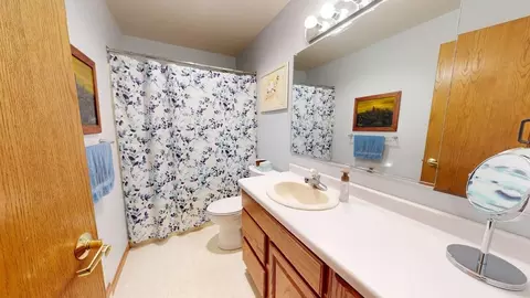 Bath - 11167 E Arnold Lk, Gladwin, MI 48624 photo 4 of 4