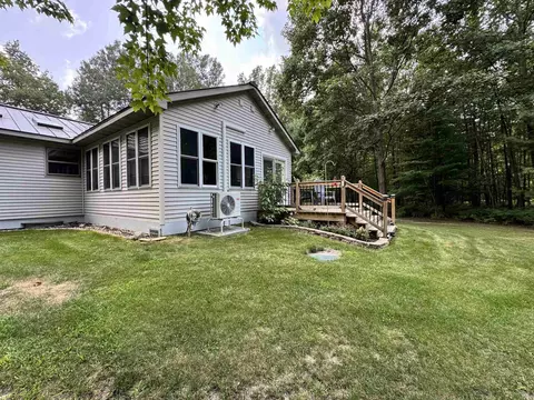 Exterior - 11167 E Arnold Lk, Gladwin, MI 48624 photo 6 of 13