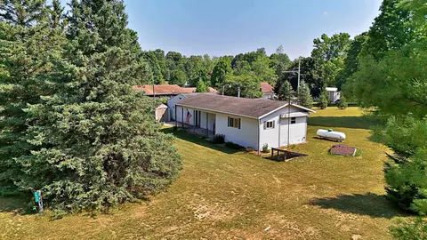 1556 Kimberly, Mesick, MI 49668