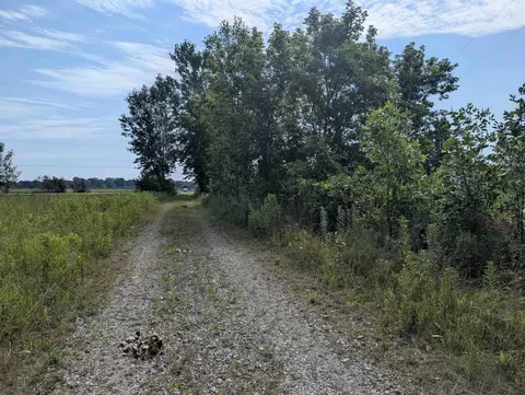 866 S Tonkey, Au Gres, MI 48703 photo 5