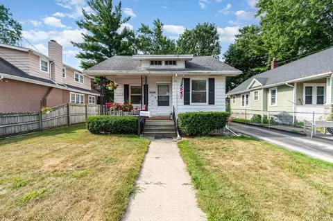 2108 Mckinley, Bay City, MI 48708