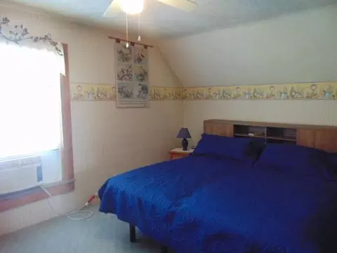 Bedroom - 116 E Newark, Ithaca, MI 48847 photo 2 of 5