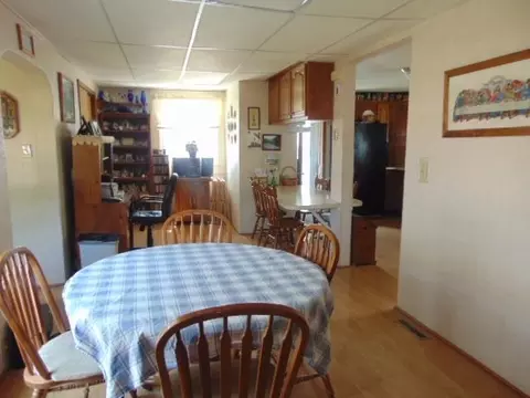 Dining - 116 E Newark, Ithaca, MI 48847 photo 2 of 2