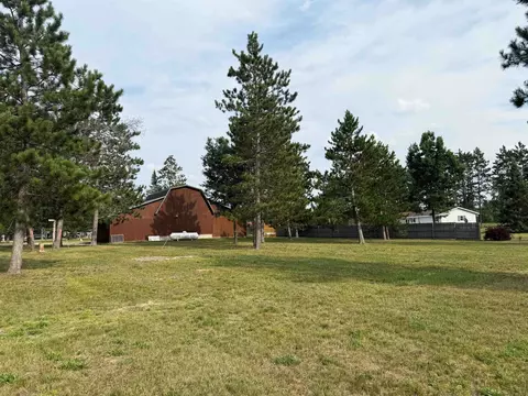 Exterior - 1952 S Stephan Brg, Grayling, MI 49738 photo 4 of 9