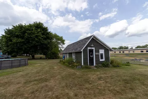 364 S Chippewa, Shepherd, MI 48883 photo 21