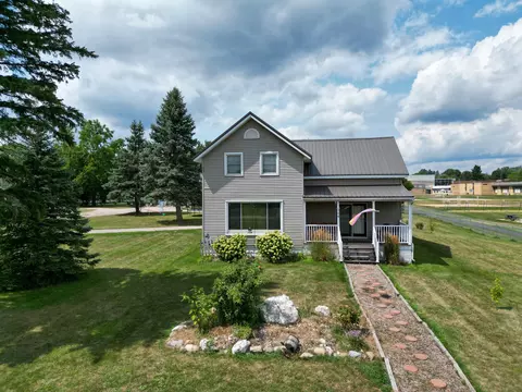 364 S Chippewa, Shepherd, MI 48883