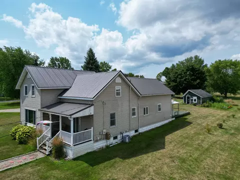 364 S Chippewa, Shepherd, MI 48883 photo 3