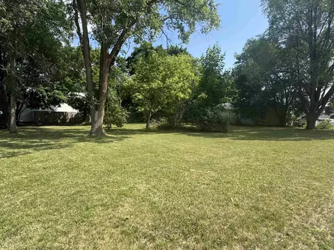 222 N Main, Lake City, MI 49651
