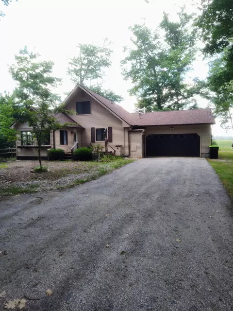 541 Rainbow, East Tawas, MI 48730
