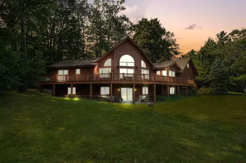 5923 Troon N, Bellaire, MI 49615