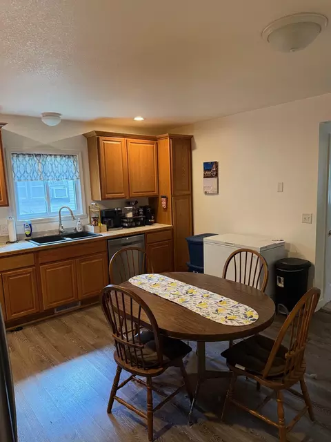 Kitchen - 811 E Ctr, Ithaca, MI 48847 photo 2 of 2