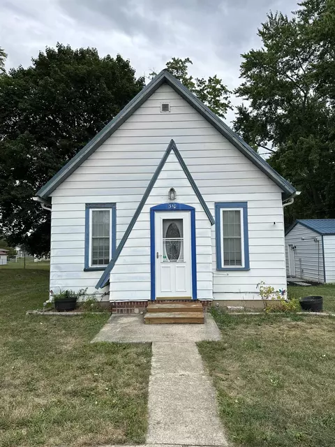 310 N Chippewa, Shepherd, MI 48883