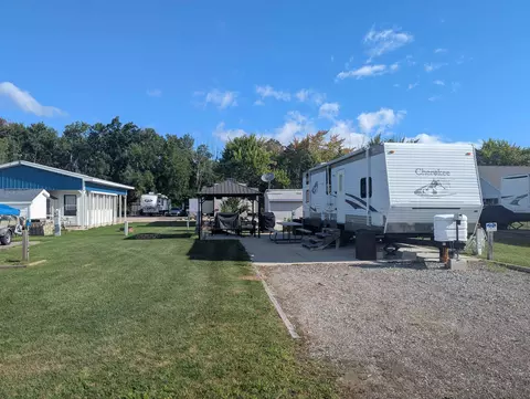 831 S Main UNIT 286, Au Gres, MI 48703 photo 2