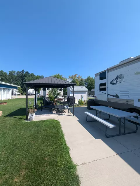 831 S Main UNIT 286, Au Gres, MI 48703 photo 3