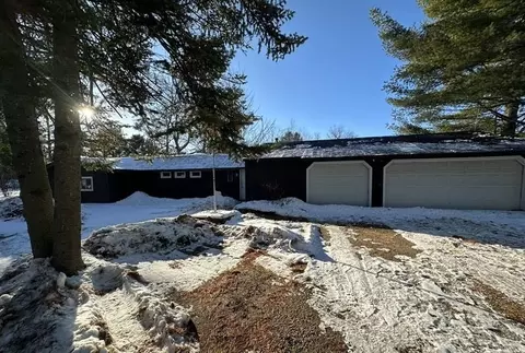 2853 Jean, Harrison, MI 48625