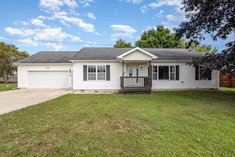 6644 Maple, Riverdale, MI 48877