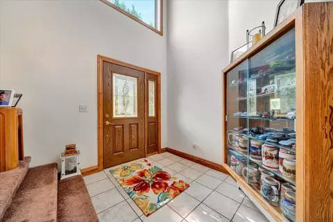 Entry Way - 1369 County Line, Hale, MI 48739 photo 1 of 5